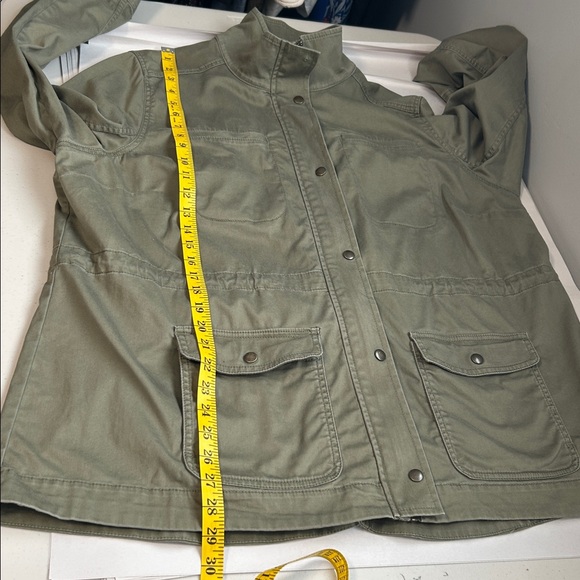 L.L. Bean Women’s Cotton Utility Jacket - Picture 14 of 15